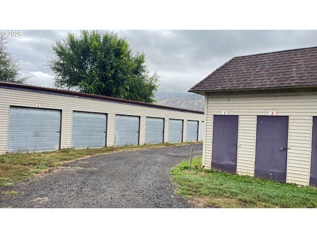 5405 N HIGHWAY 97, Klamath Falls, OR 97601