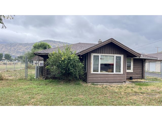 5405 N HIGHWAY 97, Klamath Falls, OR 97601