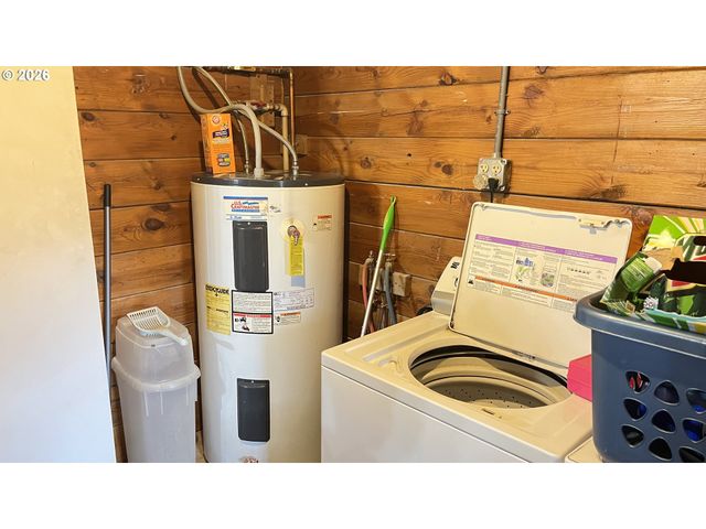 5405 N HIGHWAY 97, Klamath Falls, OR 97601