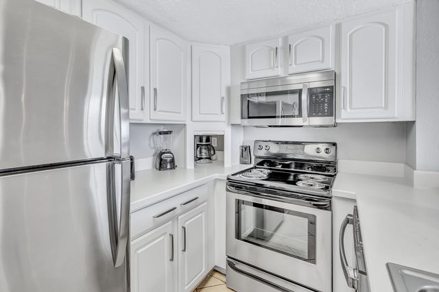 1040 Highway 98 E 811, Destin, FL 32541