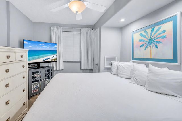 1040 Highway 98 E 811, Destin, FL 32541