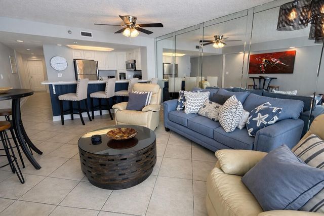 1040 Highway 98 E 811, Destin, FL 32541