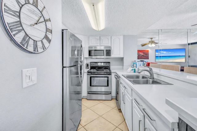 1040 Highway 98 E 811, Destin, FL 32541