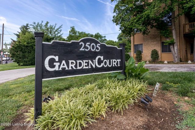 2505 Brownsboro Rd APT B5, Louisville, KY 40206