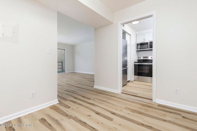2505 Brownsboro Rd APT B5, Louisville, KY 40206