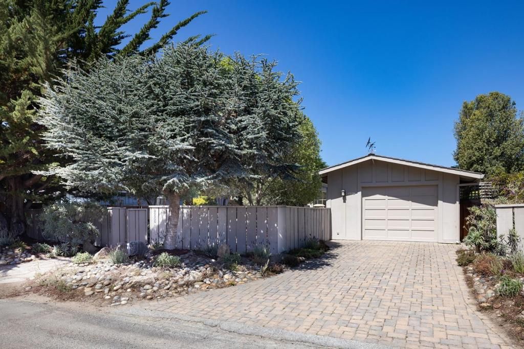Image 20 of property listing at 26346 River Park Place, Carmel, CA 93923