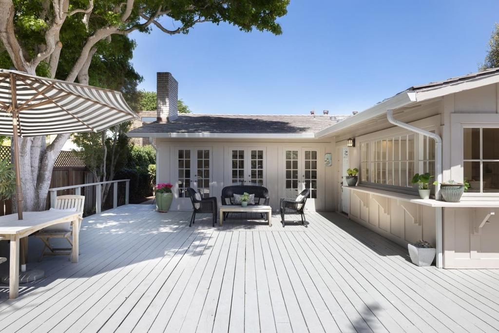 Image 4 of property listing at 26346 River Park Place, Carmel, CA 93923
