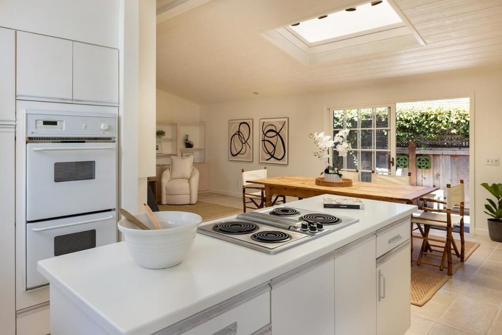 Image 9 of property listing at 26346 River Park Place, Carmel, CA 93923
