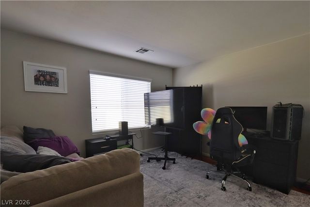 8079 Retriever Avenue, Las Vegas, NV 89147