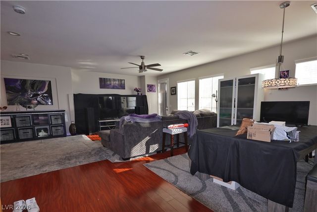 8079 Retriever Avenue, Las Vegas, NV 89147