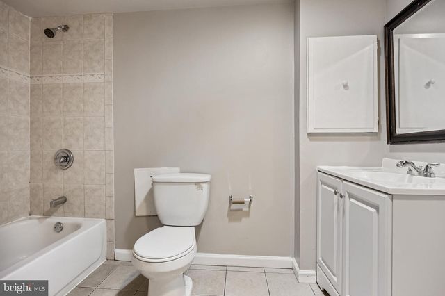 115 CRESTVIEW DR, Willingboro, NJ 08046