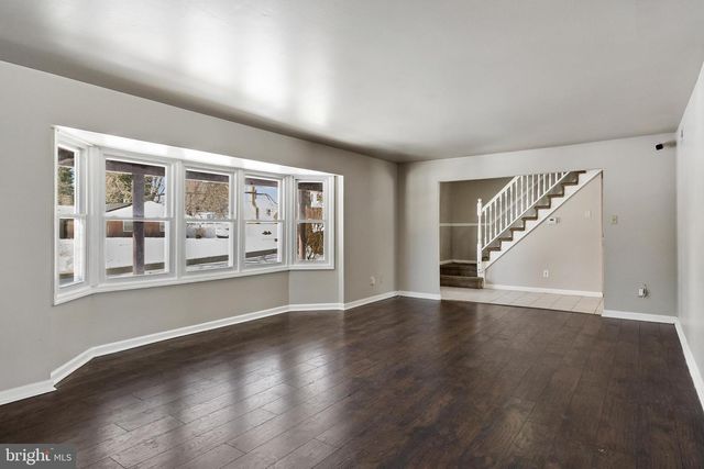 115 CRESTVIEW DR, Willingboro, NJ 08046