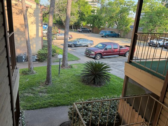 9000 Bissonnet Street 512, Houston, TX 77074