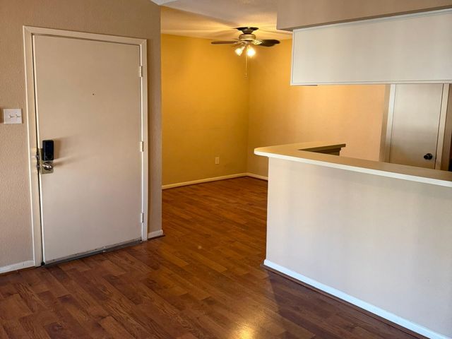 9000 Bissonnet Street 512, Houston, TX 77074