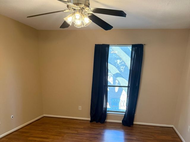 9000 Bissonnet Street 512, Houston, TX 77074