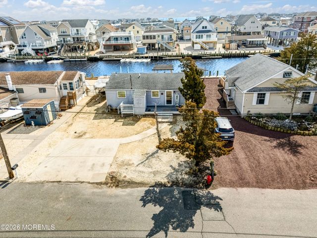 80 Dolphin Road, Tuckerton, NJ 08087