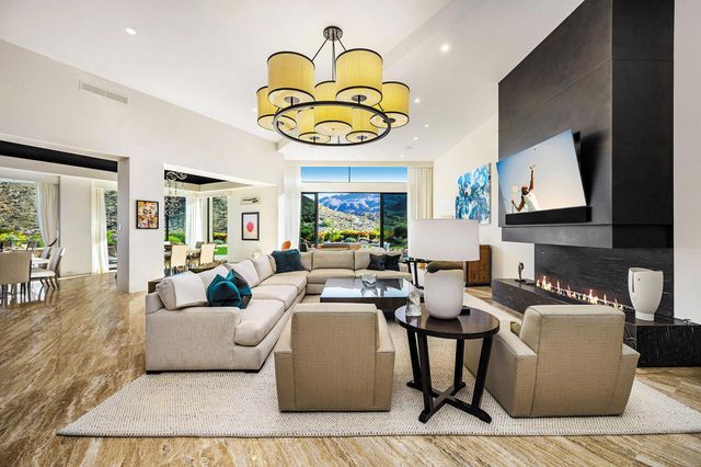 330 Metate Place, Palm Desert, CA 92260