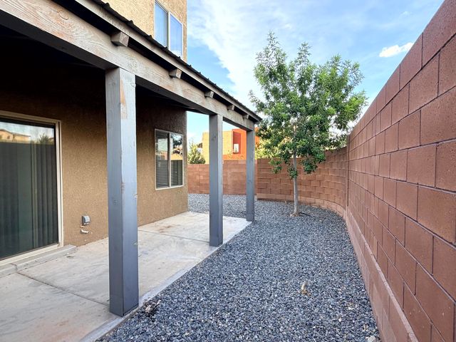 1600 Borrego Drive SE, Albuquerque, NM 87123