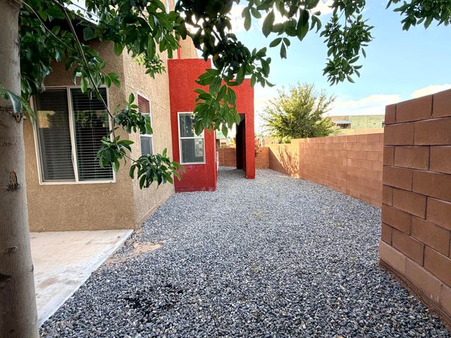 1600 Borrego Drive SE, Albuquerque, NM 87123