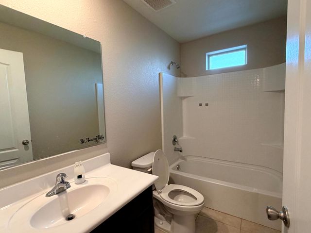 1600 Borrego Drive SE, Albuquerque, NM 87123