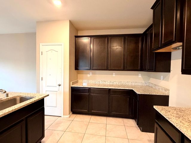 1600 Borrego Drive SE, Albuquerque, NM 87123