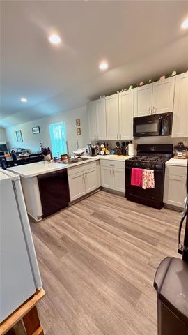 18539 Scarlet Meadow Lane, Tomball, TX 77377