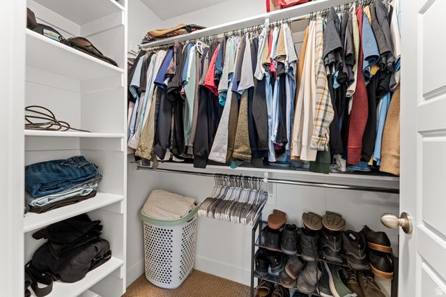 1022 W SHADOW BROOK LN, Lehi, UT 84048