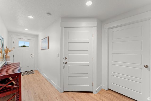 1022 W SHADOW BROOK LN, Lehi, UT 84048