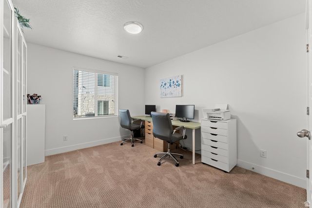 1022 W SHADOW BROOK LN, Lehi, UT 84048