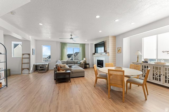 1022 W SHADOW BROOK LN, Lehi, UT 84048