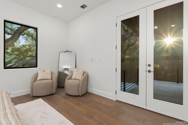 434 College Blvd, Alamo Heights, TX 78209