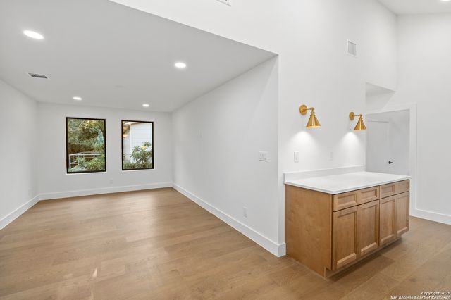 434 College Blvd, Alamo Heights, TX 78209