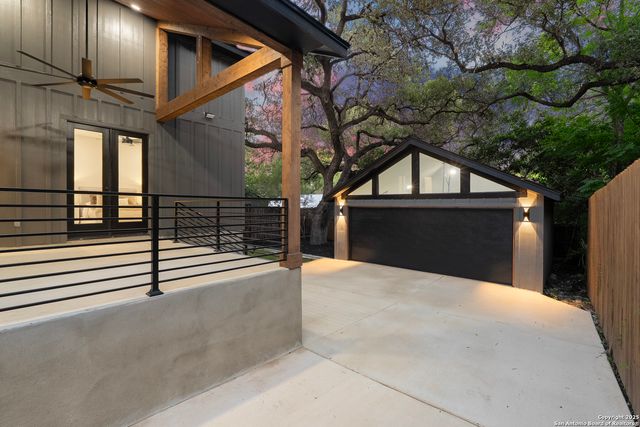 434 College Blvd, Alamo Heights, TX 78209