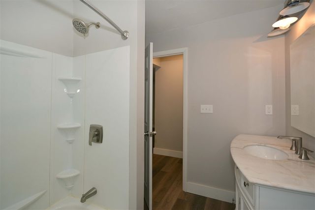 12511 S 18th Street, Vicksburg, MI 49097