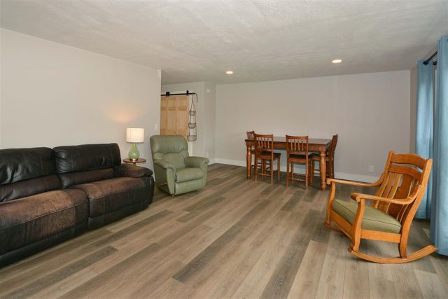 12511 S 18th Street, Vicksburg, MI 49097