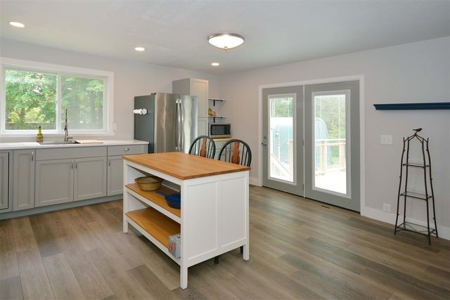 12511 S 18th Street, Vicksburg, MI 49097