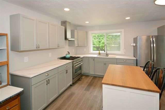 12511 S 18th Street, Vicksburg, MI 49097