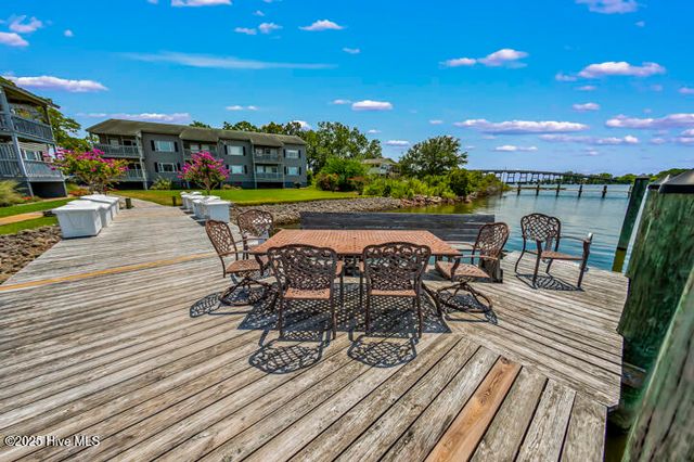 303 Midyette Street Unit A1, Oriental, NC 28571