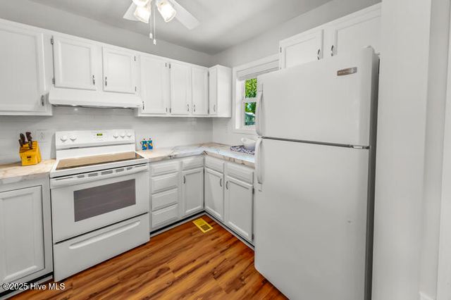 303 Midyette Street Unit A1, Oriental, NC 28571