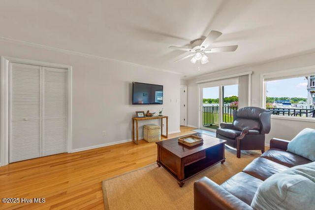 303 Midyette Street Unit A1, Oriental, NC 28571
