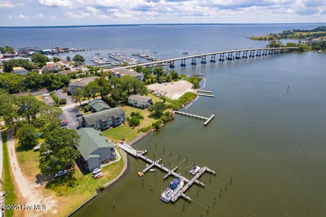 303 Midyette Street Unit A1, Oriental, NC 28571