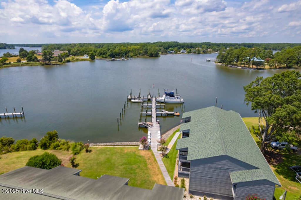 303 Midyette Street Unit A1, Oriental, NC 28571