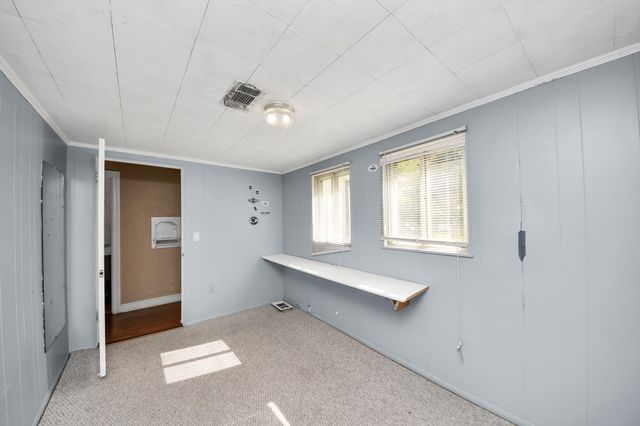 1203 17th Avenue N, Texas City, TX 77590