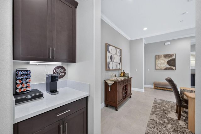 768 Overstone Avenue, Madera, CA 93636
