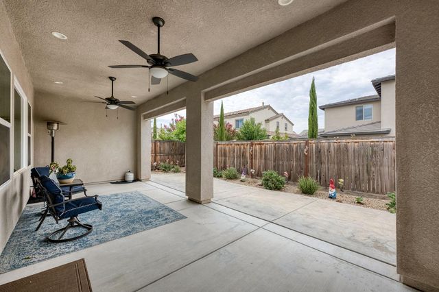 768 Overstone Avenue, Madera, CA 93636