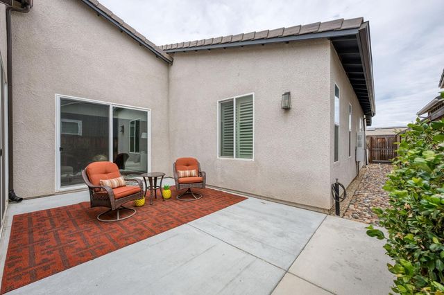 768 Overstone Avenue, Madera, CA 93636