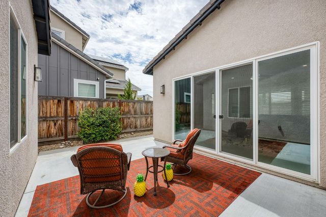 768 Overstone Avenue, Madera, CA 93636