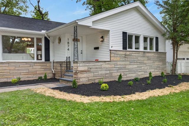 1874 Buena Vista Drive, Euclid, OH 44117
