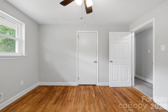 88 36th Street NW, Hickory, NC 28601