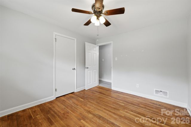 88 36th Street NW, Hickory, NC 28601